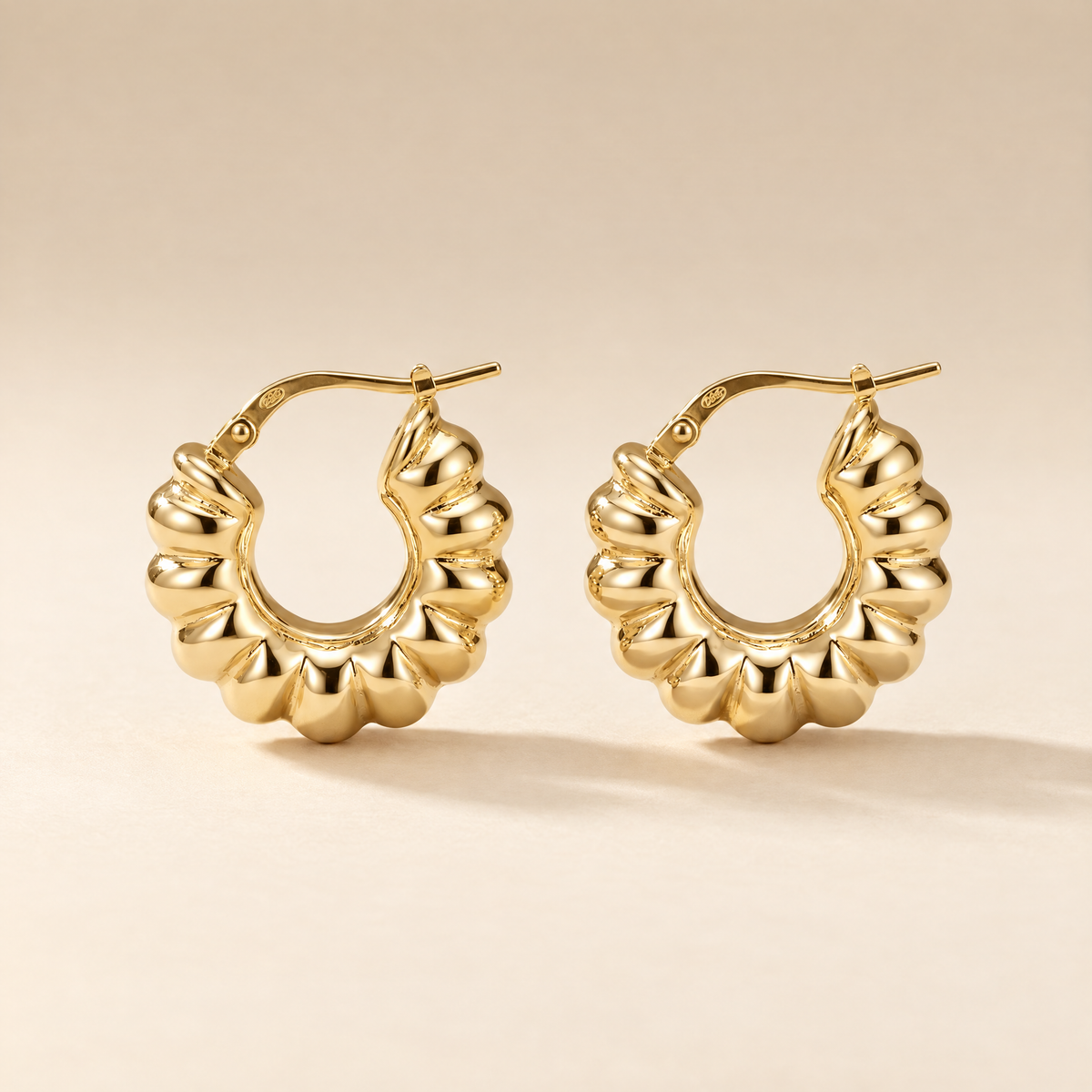 Elo Earrings – view 2