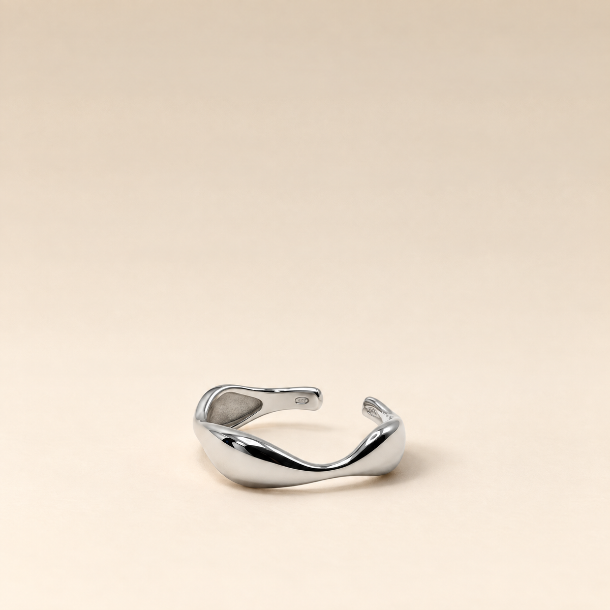 Vela Ring