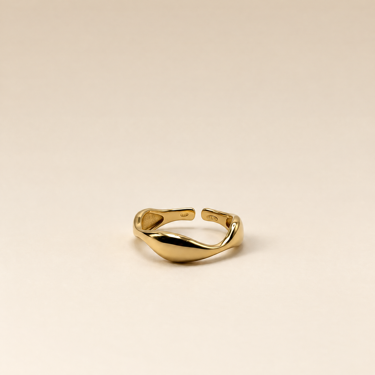 Vela Ring – view 2